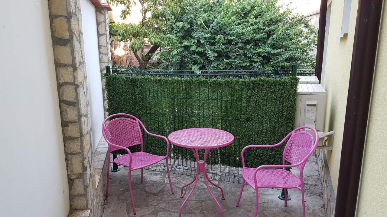 Къщата С Чешмата Apartment Veliko Tărnovo Exterior foto