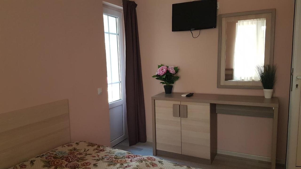Къщата С Чешмата Apartment Veliko Tărnovo Exterior foto