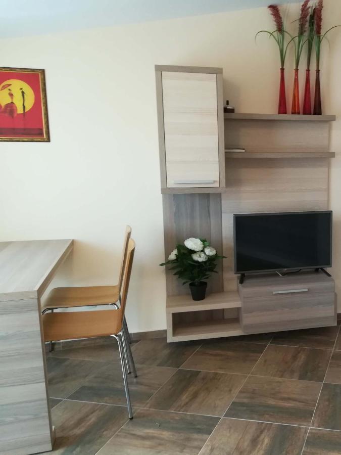 Къщата С Чешмата Apartment Veliko Tărnovo Exterior foto
