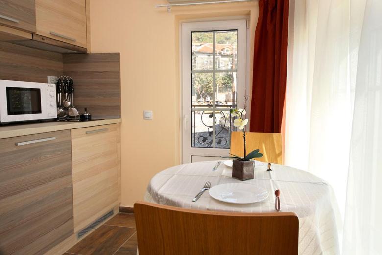 Къщата С Чешмата Apartment Veliko Tărnovo Exterior foto